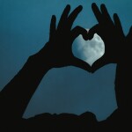 heart with hands in the moonlit sky-relates to Moonlighters, Ultimate ITR Guide for Freelancing Income Tax of Freelancer